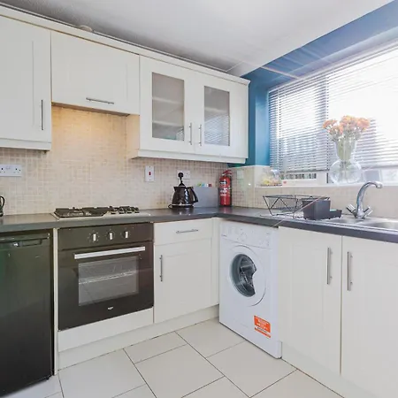 Апартаменты Morlais House Ярм